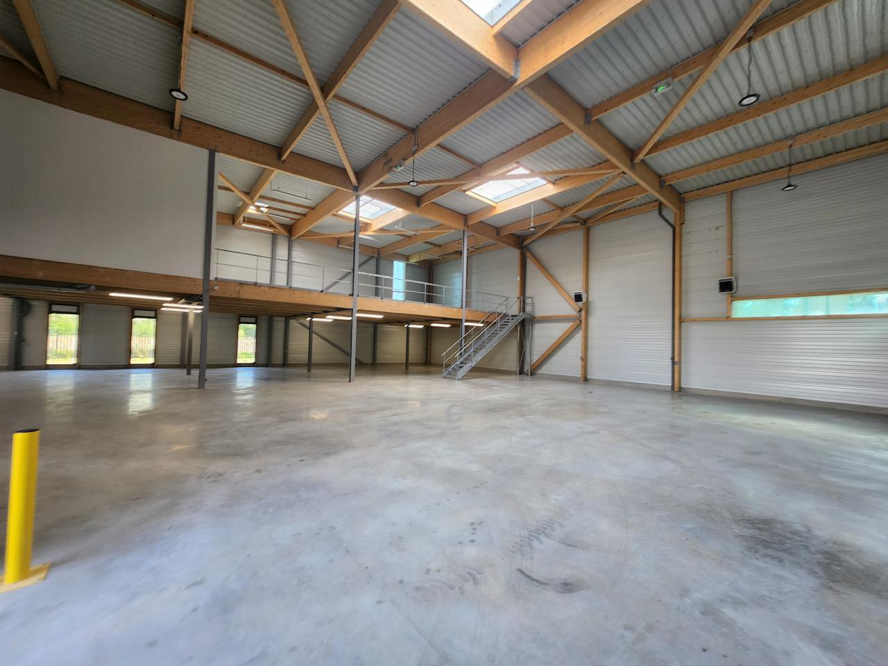 Local d'activité Chanteloup-en-Brie 787m² Vente Local d'activité Chanteloup-en-Brie Seine-et-Marne OVACT2536658 1