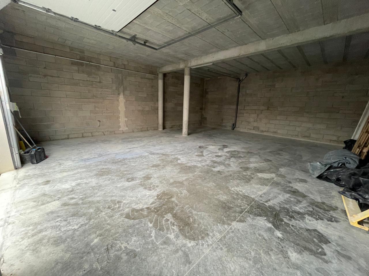 Local d'activité Noyal-Châtillon-sur-Seiche 825m² Location Local d'activité Noyal-Châtillon-sur-Seiche Ille-et-Vilaine OLACT2536541 1