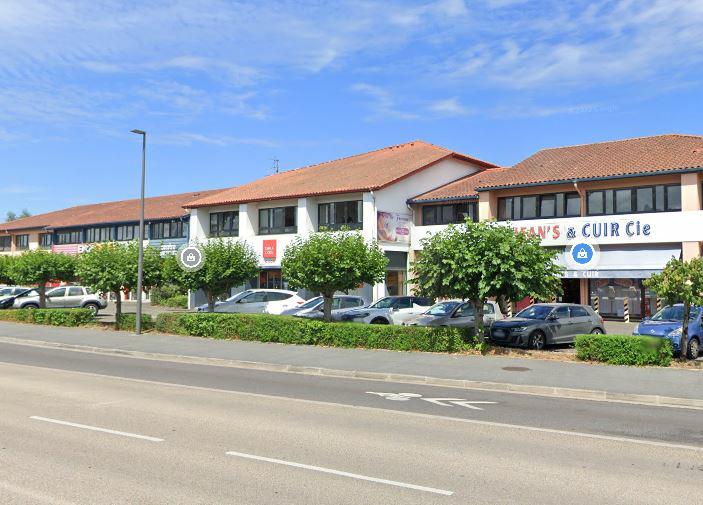 Location Commerce Anglet