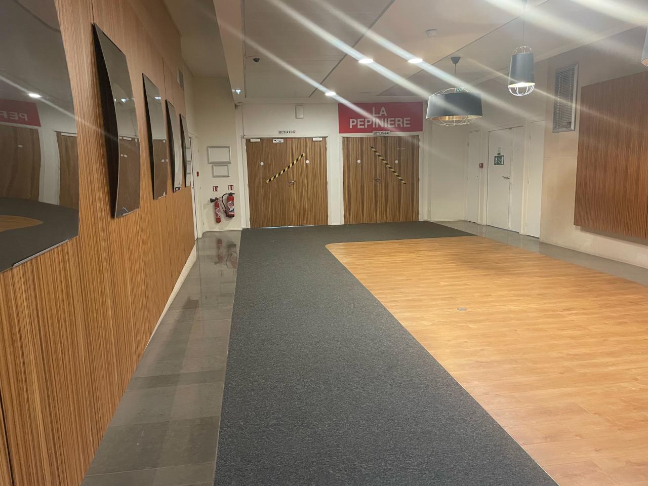 Bureau La Plaine Saint-Denis 6990.31m² Location Bureau La Plaine Saint-Denis Seine-Saint-Denis OLBUR2426629