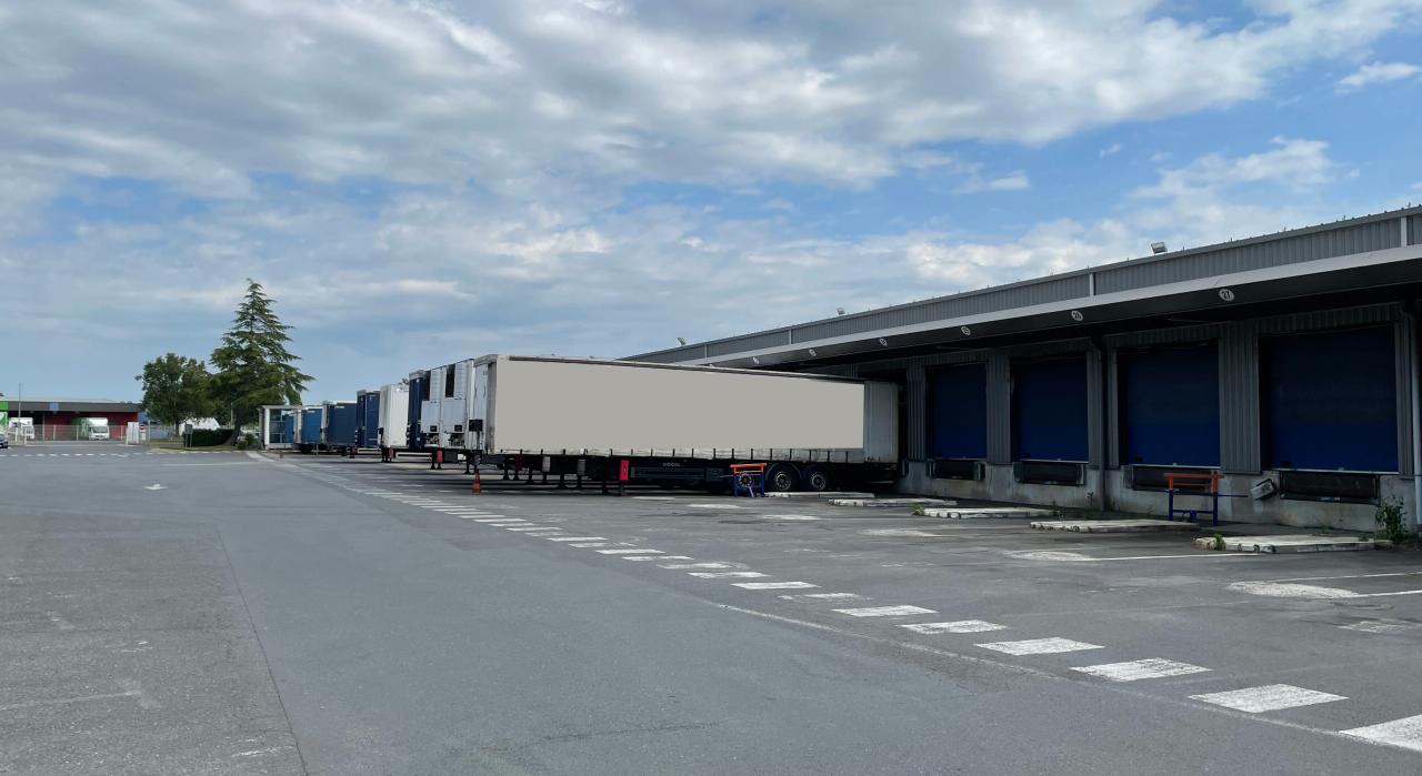 Local d'activité Thouaré-sur-Loire 1500m² Location Local d'activité Thouaré-sur-Loire Loire-Atlantique OLACT2532142 1