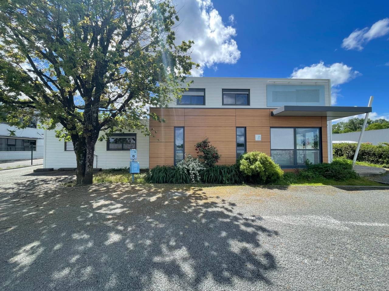 Local d'activité Eysines 778m² Vente Local d'activité Eysines Gironde OVACT2531655 1