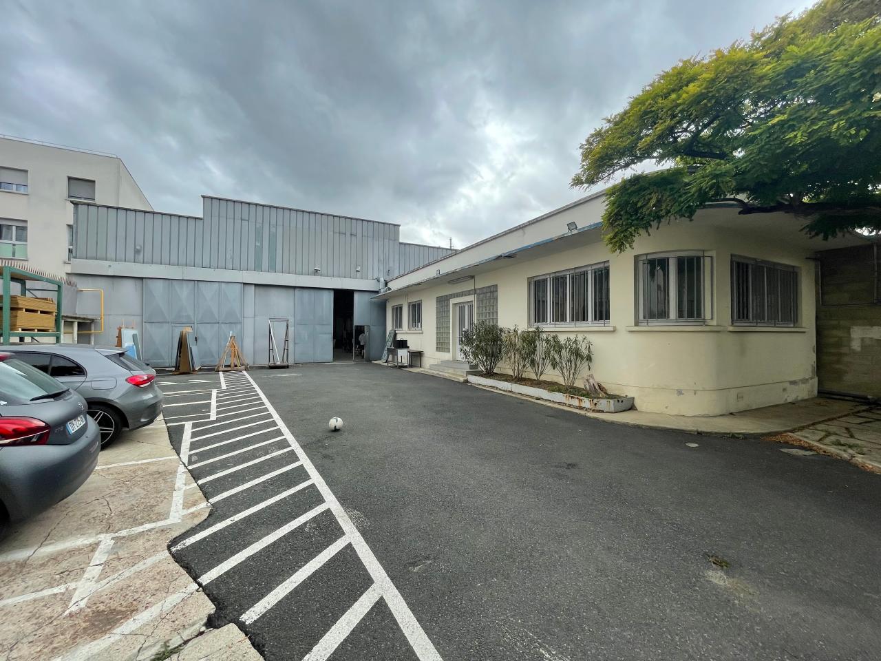 Local d'activité Saint-Denis 806m² Vente Local d'activité Saint-Denis Seine-Saint-Denis OVACT2534778 1