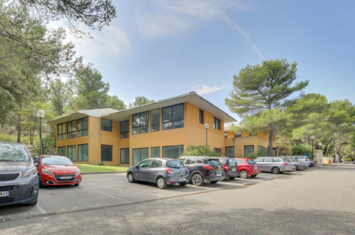 Coworking Aix-en-Provence 0m² Location Coworking Aix-en-Provence Bouches-du-Rhône OLBUR2115117 1