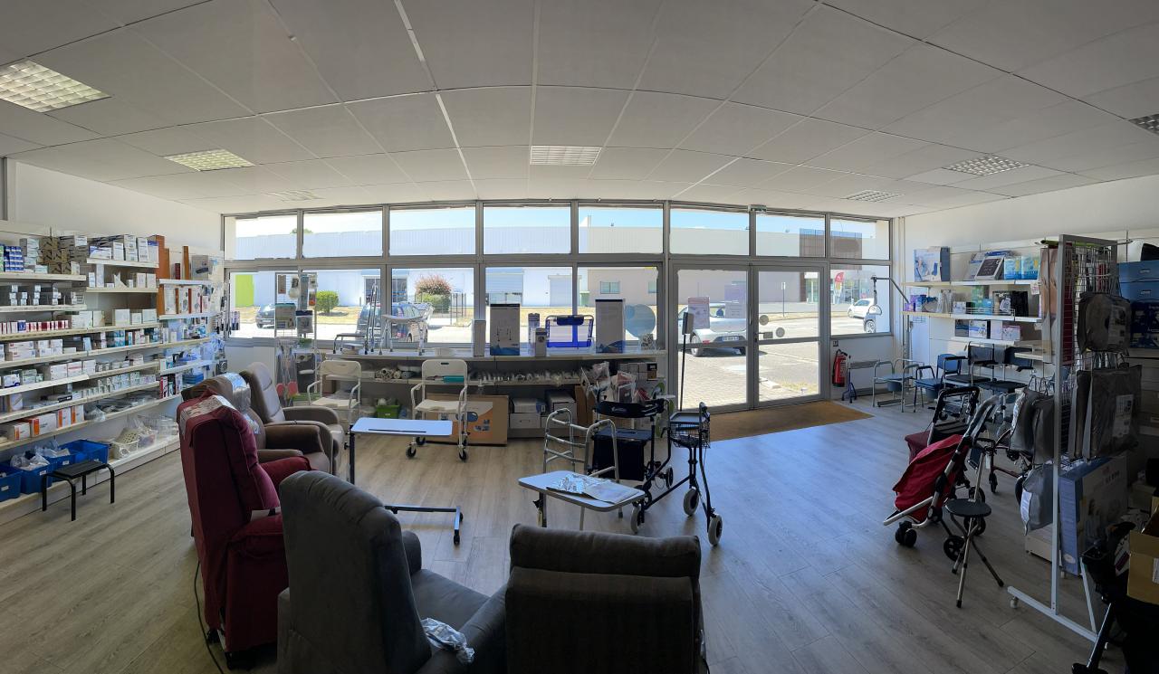 Local d'activité Pessac 438m² Location Local d'activité Pessac Gironde OLACT2532761 1