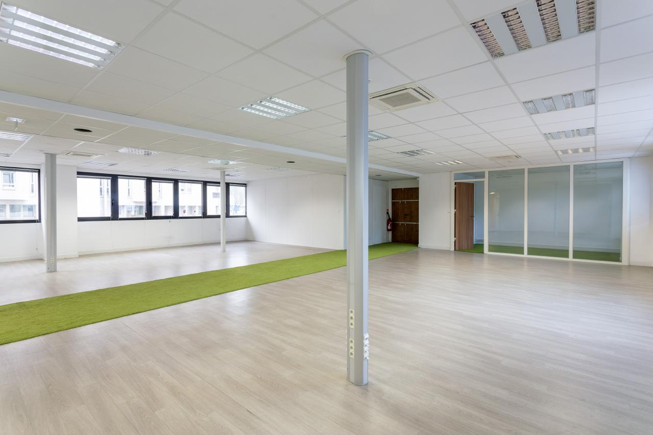 Bureau Pantin 1840m² Location Bureau Pantin Seine-Saint-Denis OLBUR2427701 1