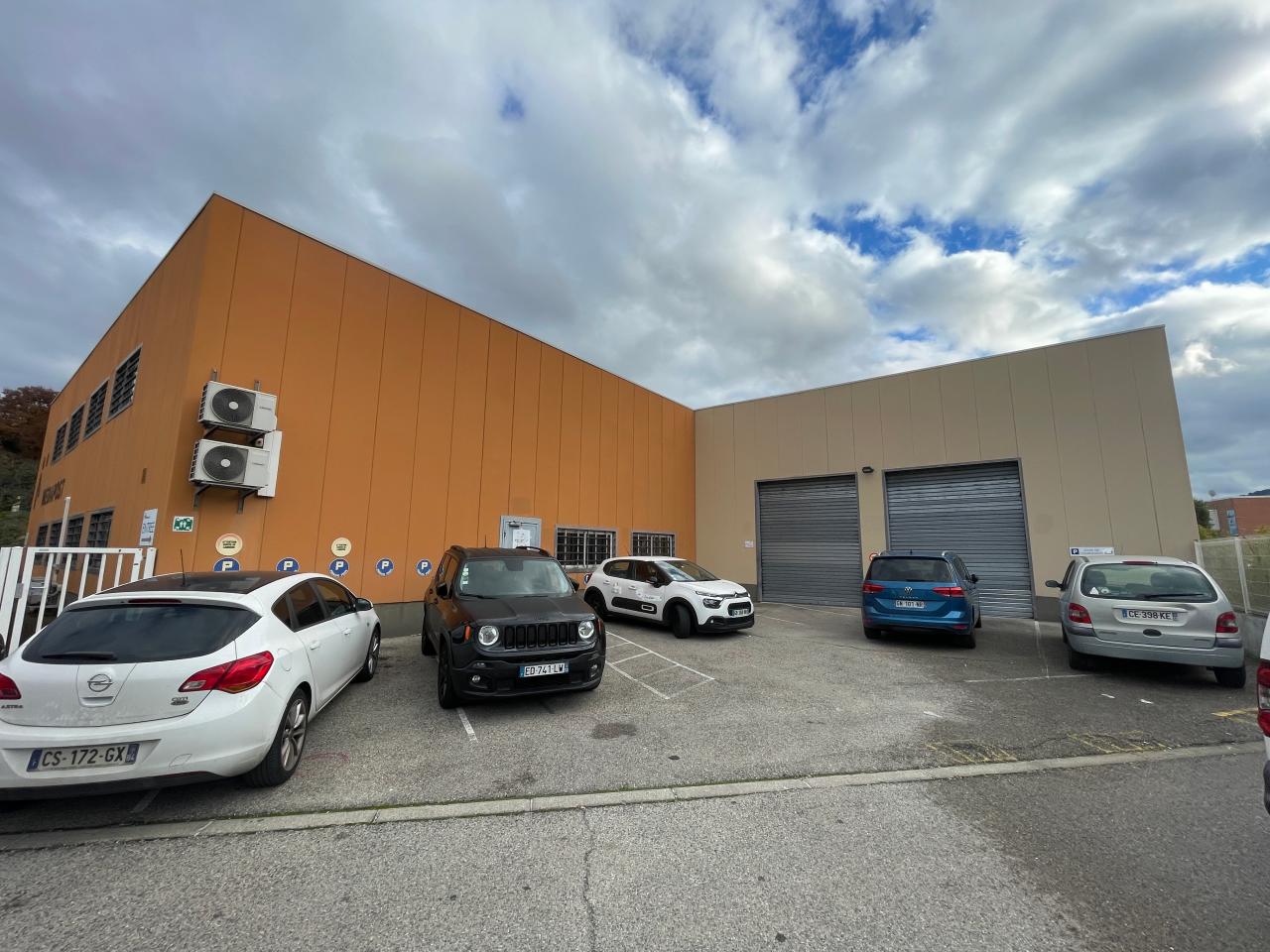 Local d'activité Marseille 864m² Location Local d'activité Marseille Bouches-du-Rhône OLACT2537695 1