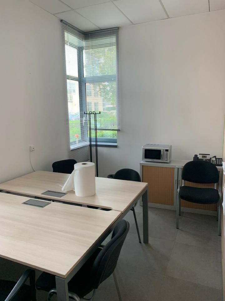 Bureau Montigny-le-Bretonneux 647m² Location Bureau Montigny-le-Bretonneux Yvelines OLBUR2312398 1