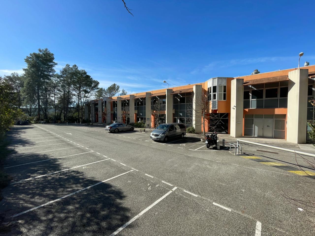 Local d'activité Sophia Antipolis 2352m² Location Local d'activité Sophia Antipolis Alpes-Maritimes OLACT2530005 1