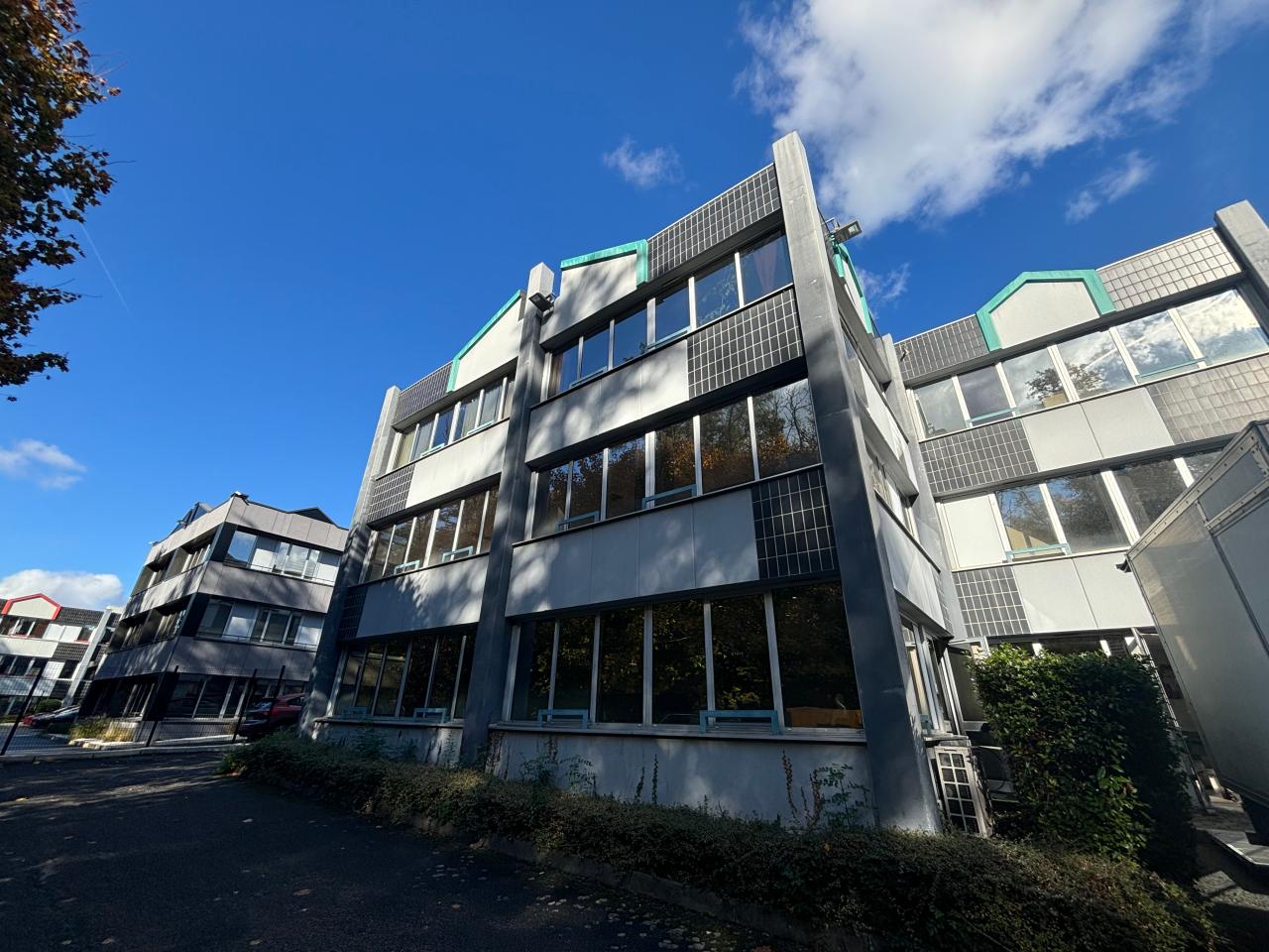 Bureau Lissieu 74m² Vente Bureau Lissieu Rhône OVBUR2537488 1