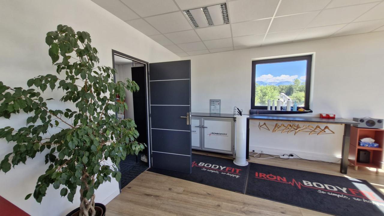 Bureau Challes-les-Eaux 129m² Location Bureau Challes-les-Eaux Savoie OLBUR2534257 1