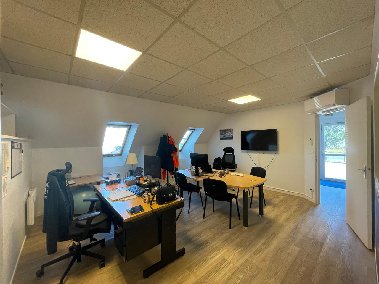 Bureau Mesnil-Esnard 100m² Location Bureau Mesnil-Esnard Seine-Maritime OLBUR2644053