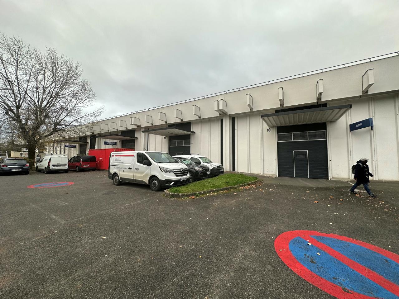 Local d'activité Rungis 1613m² Location Local d'activité Rungis Val-de-Marne OLACT2313681