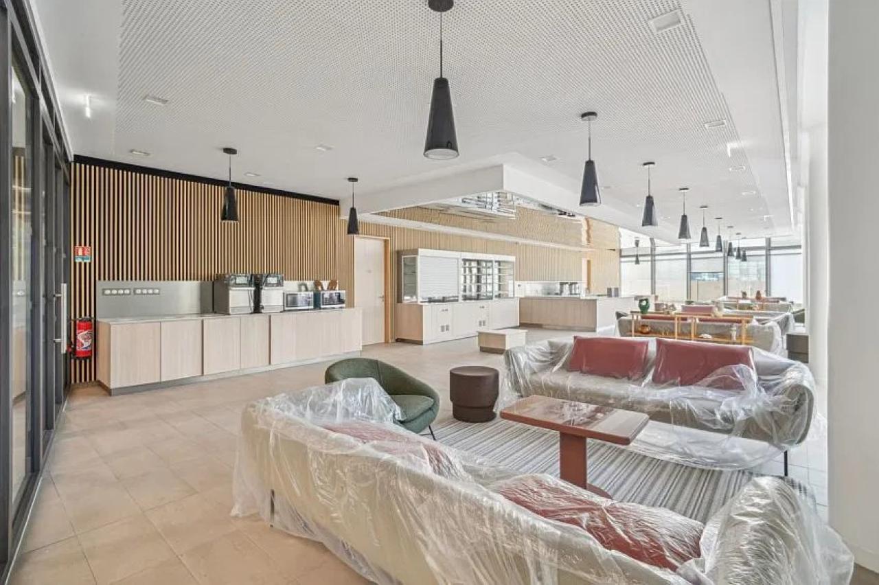 Bureau Romainville 26311m² Location Bureau Romainville Seine-Saint-Denis OLBUR2207901 1