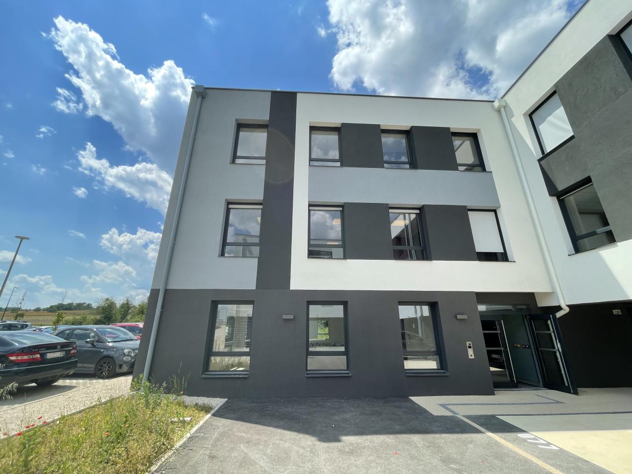 Bureau Fontaine-lès-Dijon 108m² Location Bureau Fontaine-lès-Dijon Côte-d'Or OLBUR2531941 1