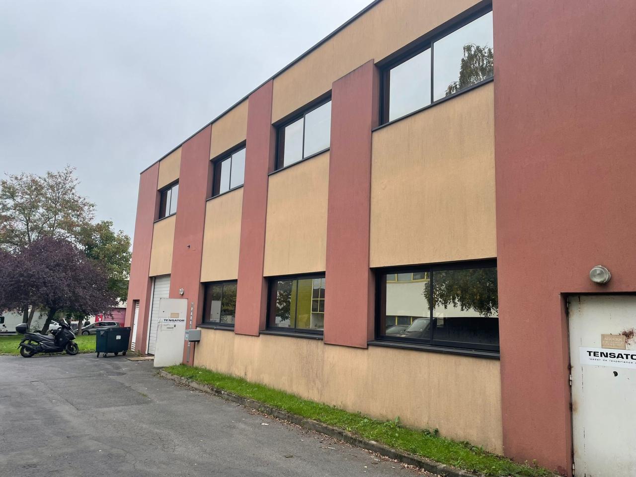 Local d'activité Neuilly-Plaisance 1140m² Vente Local d'activité Neuilly-Plaisance Seine-Saint-Denis OVACT2536975 1