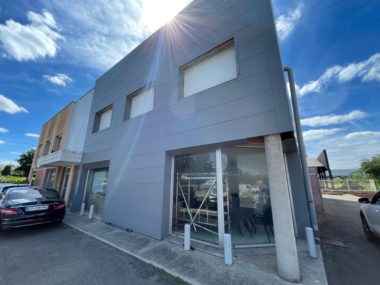 Local d'activité Saint-Orens-de-Gameville 350m² Location Local d'activité Saint-Orens-de-Gameville Haute-Garonne OLACT2424364 1