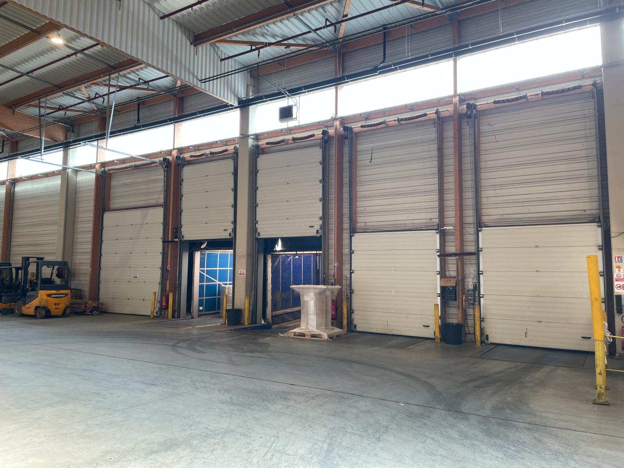 Entrepôt Classe B Saint-Geours-de-Maremne 6702m² Vente Entrepôt Classe B Saint-Geours-de-Maremne OVLOG2533243