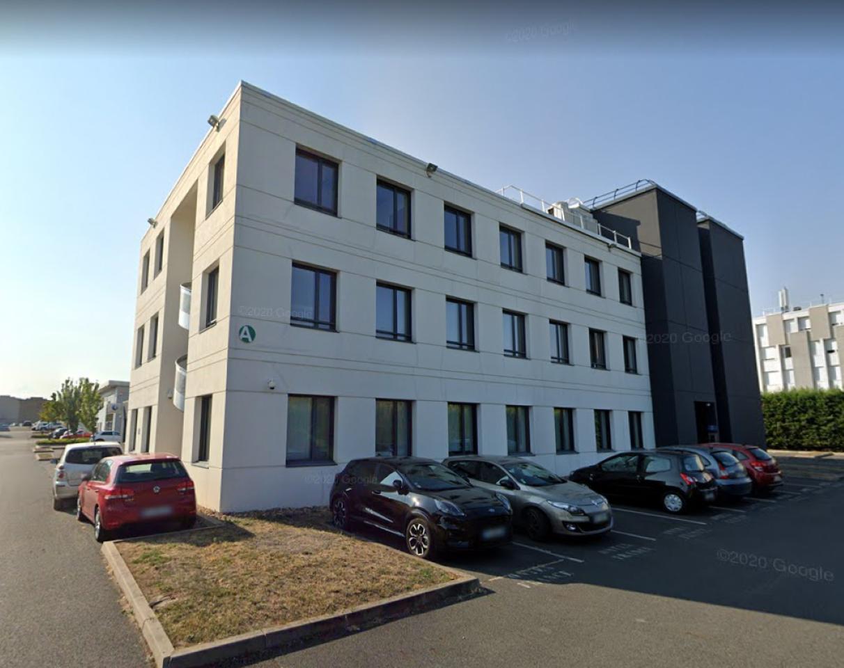 Bureau Villefranche-sur-Saône 556m² Location Bureau Villefranche-sur-Saône Rhône OLBUR2109110 1