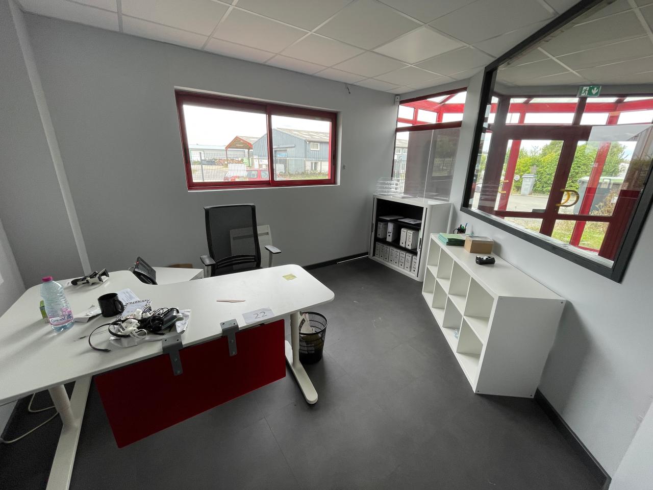 Local d'activité Saint-Jacques-de-la-Lande 900m² Location Local d'activité Saint-Jacques-de-la-Lande Ille-et-Vilaine OLACT2534999 1