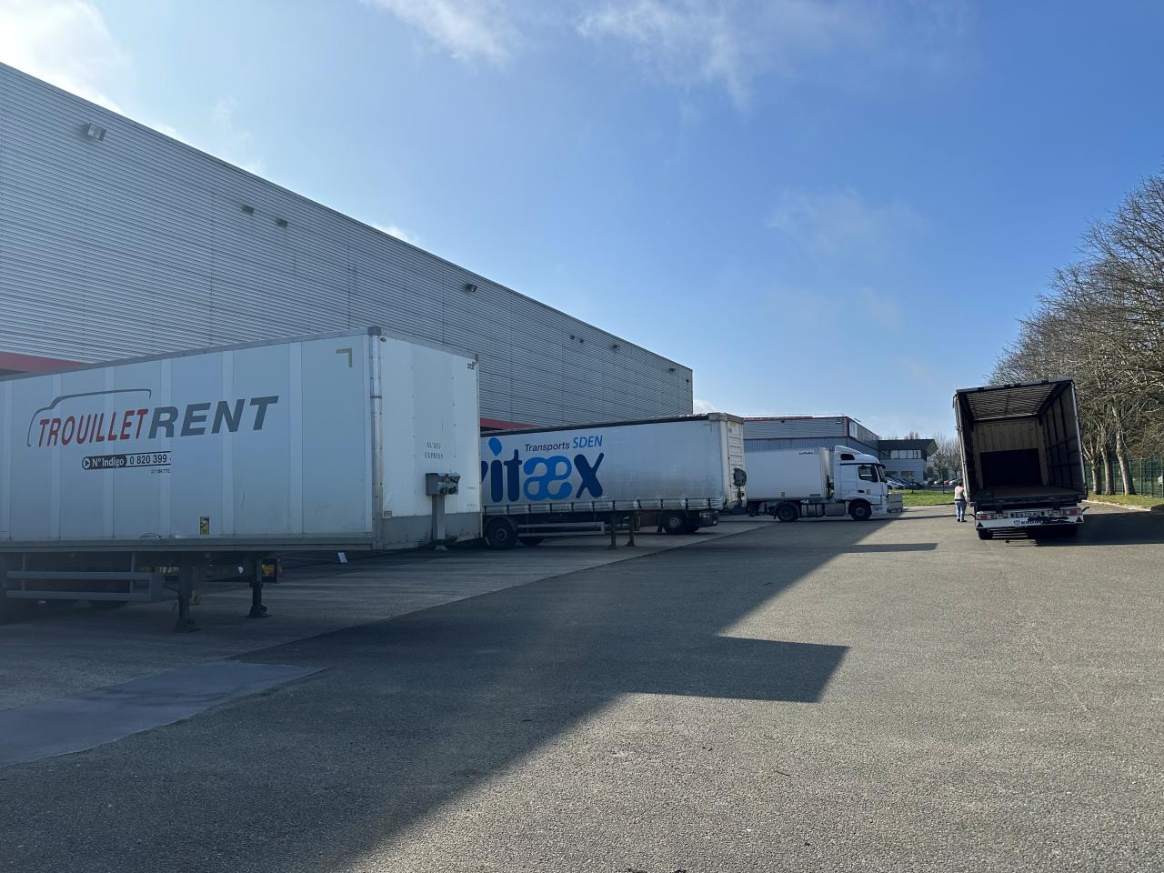 Local d'activité Maurepas 6081m² Location Local d'activité Maurepas Yvelines OLACT2427793 1