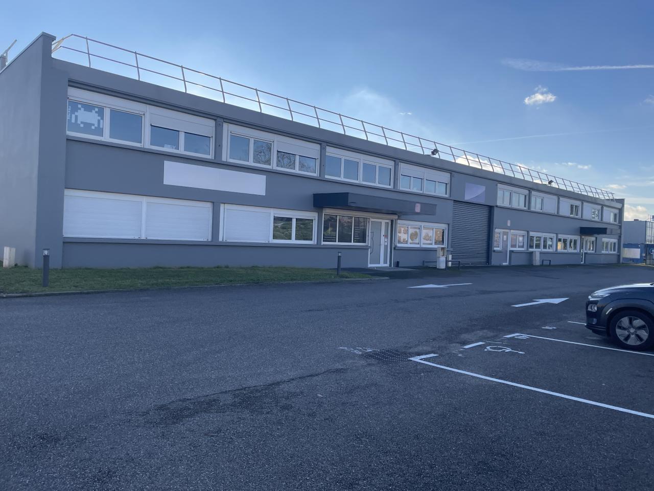 Local d'activité Meyzieu 896.2m² Location Local d'activité Meyzieu Rhône OLACT2537598