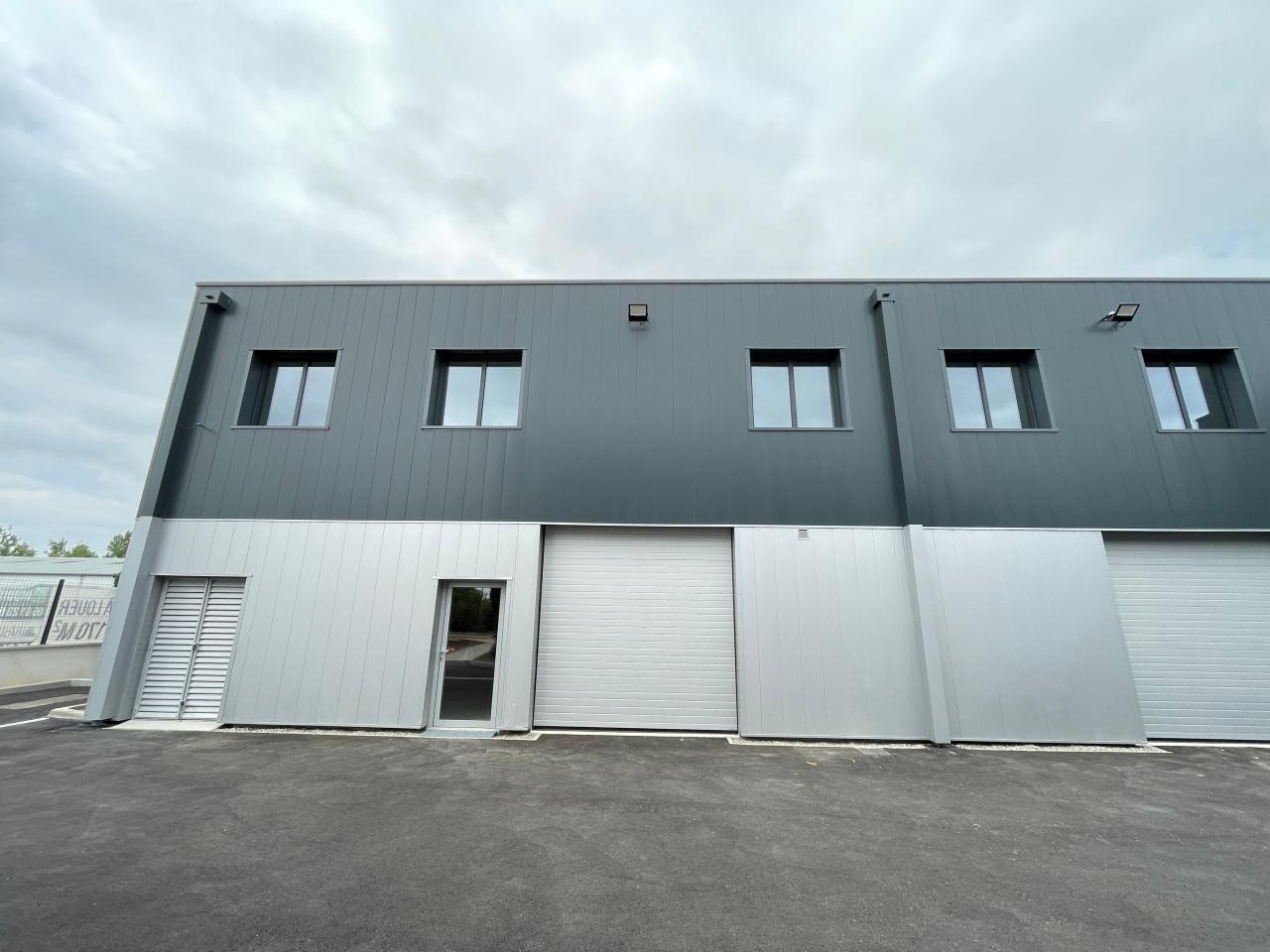 Local d'activité Cugnaux 863m² Location Local d'activité Cugnaux Haute-Garonne OLACT2530160 1