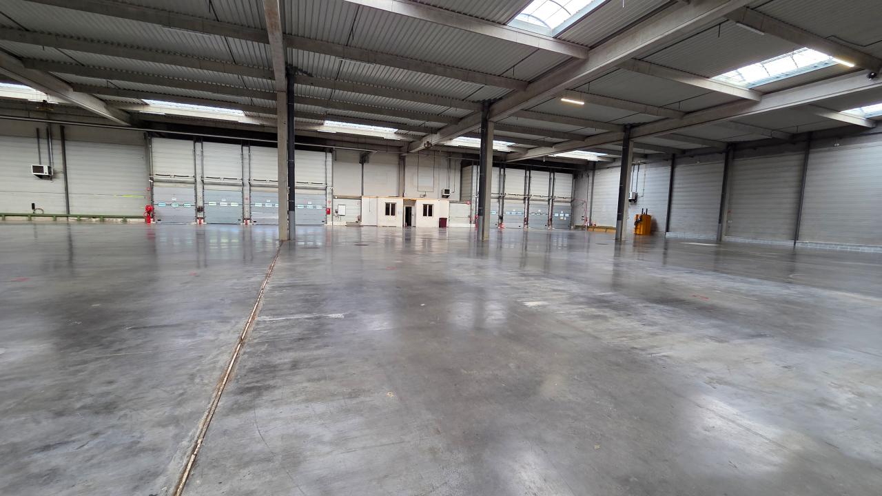 Local d'activité Bussy-Saint-Georges 4370m² Location Local d'activité Bussy-Saint-Georges Seine-et-Marne OLACT2426275 1
