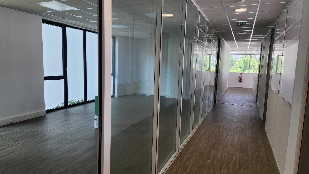 Bureau Croissy-Beaubourg 2820m² Location Bureau Croissy-Beaubourg Seine-et-Marne OLBUR2533088 1