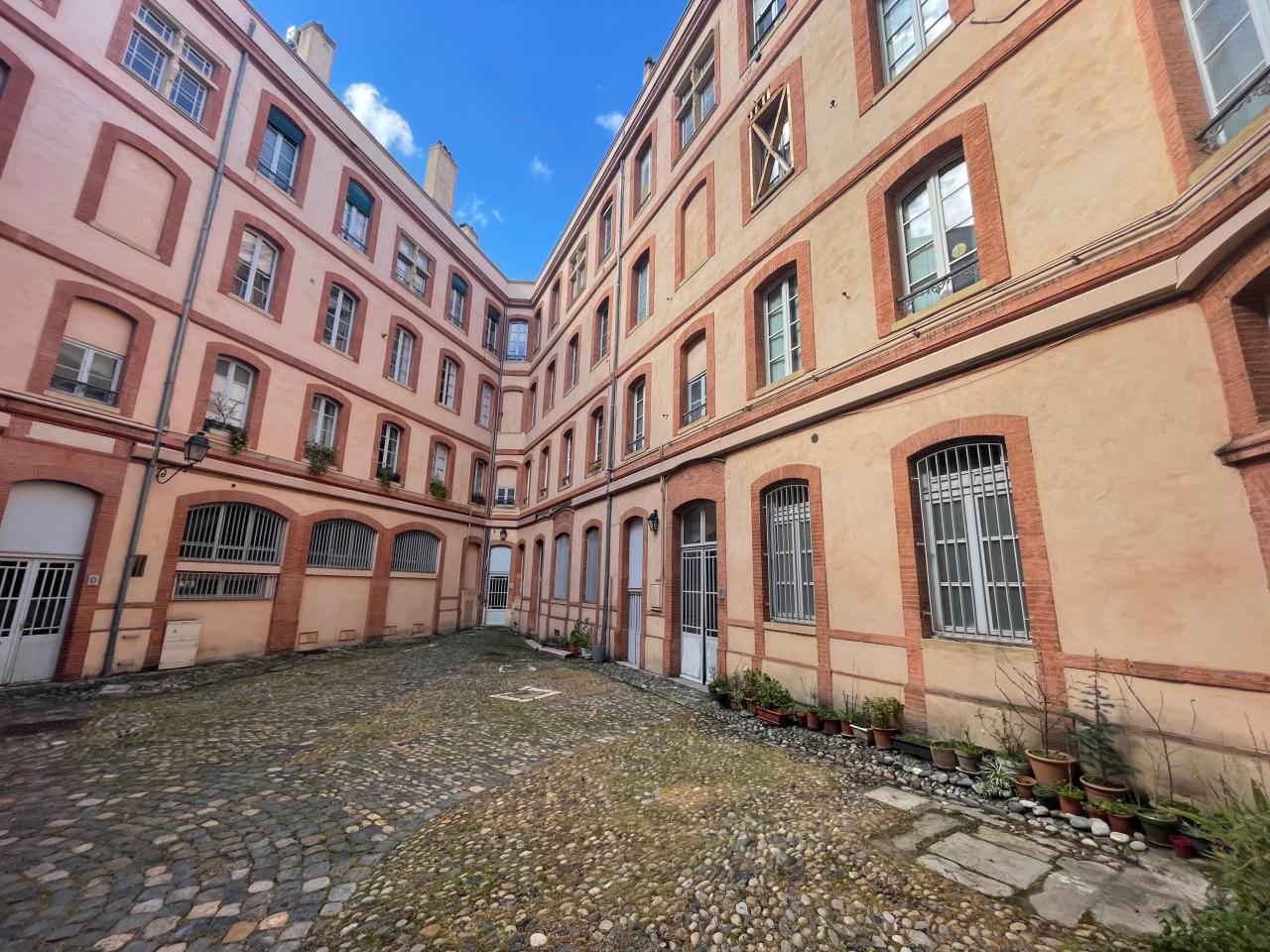 Bureau Toulouse 130m² Location Bureau Toulouse Haute-Garonne OLBUR2531003 1