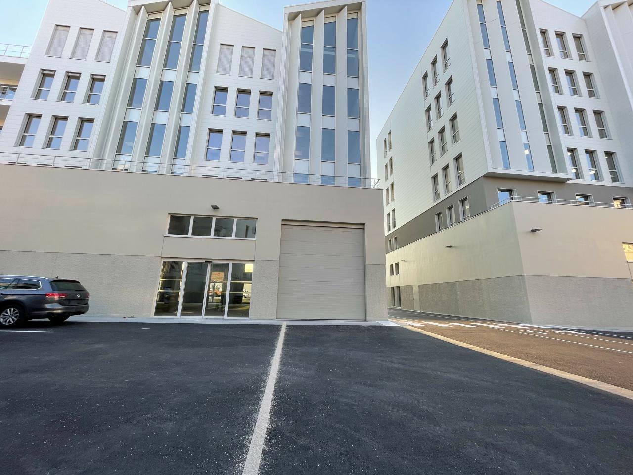 Local d'activité Lyon 729m² Location Local d'activité Lyon Rhône OLACT2309614 1