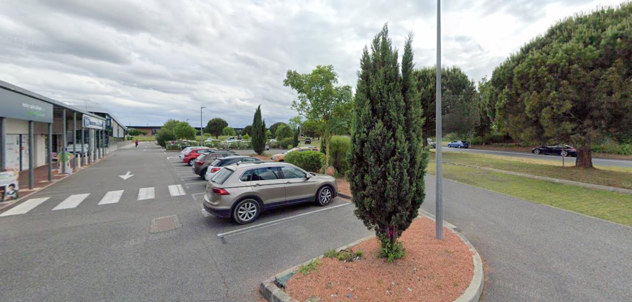 Commerce Castanet-Tolosan 714m² Location Commerce Castanet-Tolosan Haute-Garonne OLCOM2537657 1