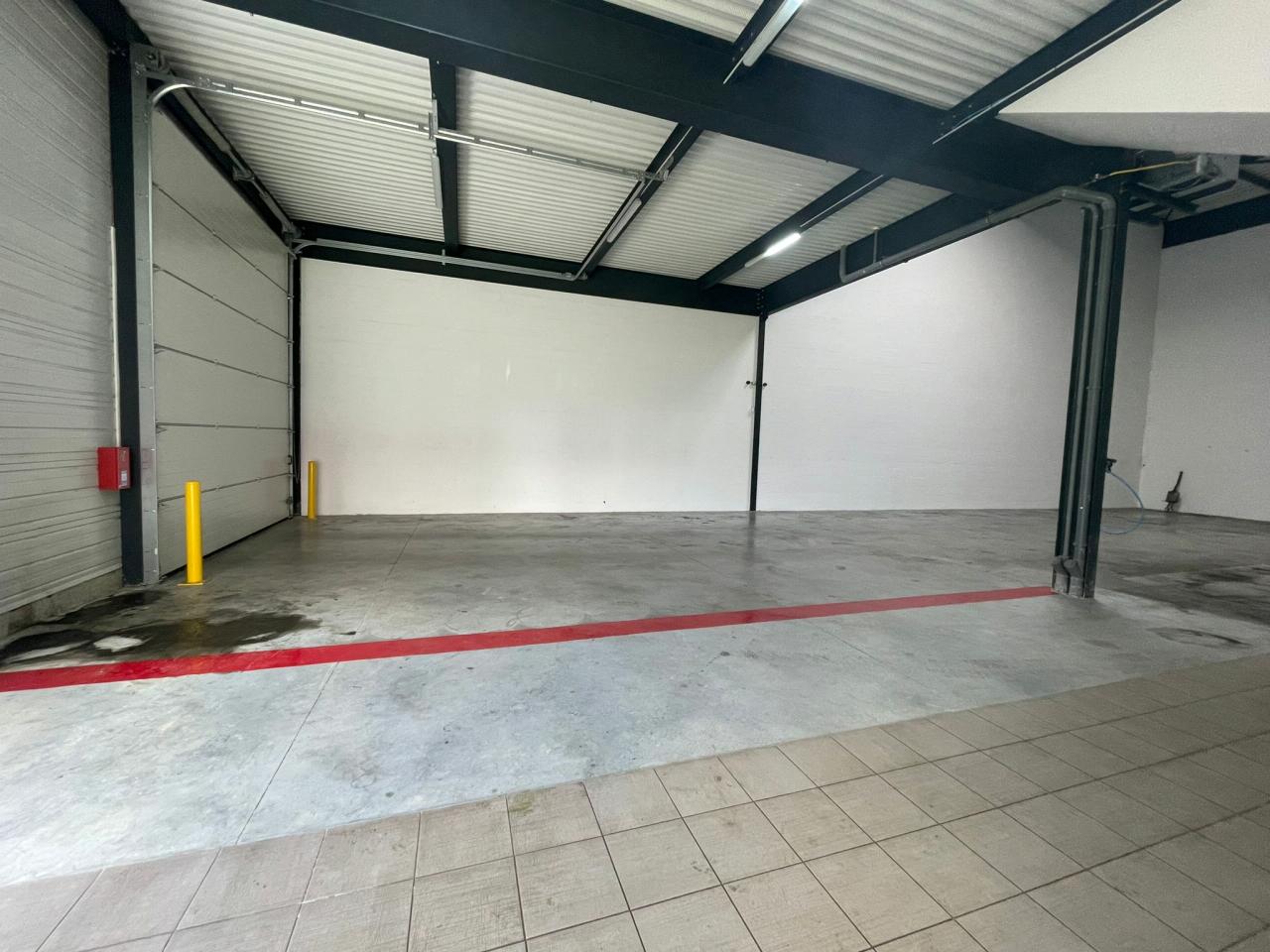 Vente local d'activité Chanteloup-en-Brie Seine-et-Marne OVACT2529352 1