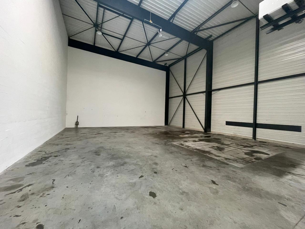 Vente local d'activité Chanteloup-en-Brie Seine-et-Marne OVACT2529352