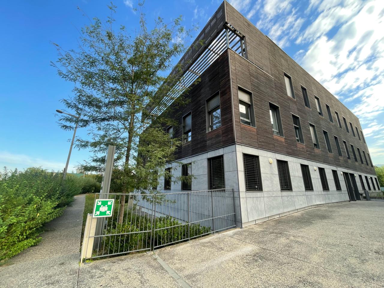 Location bureau Limonest Rhône OLBUR2425436 1