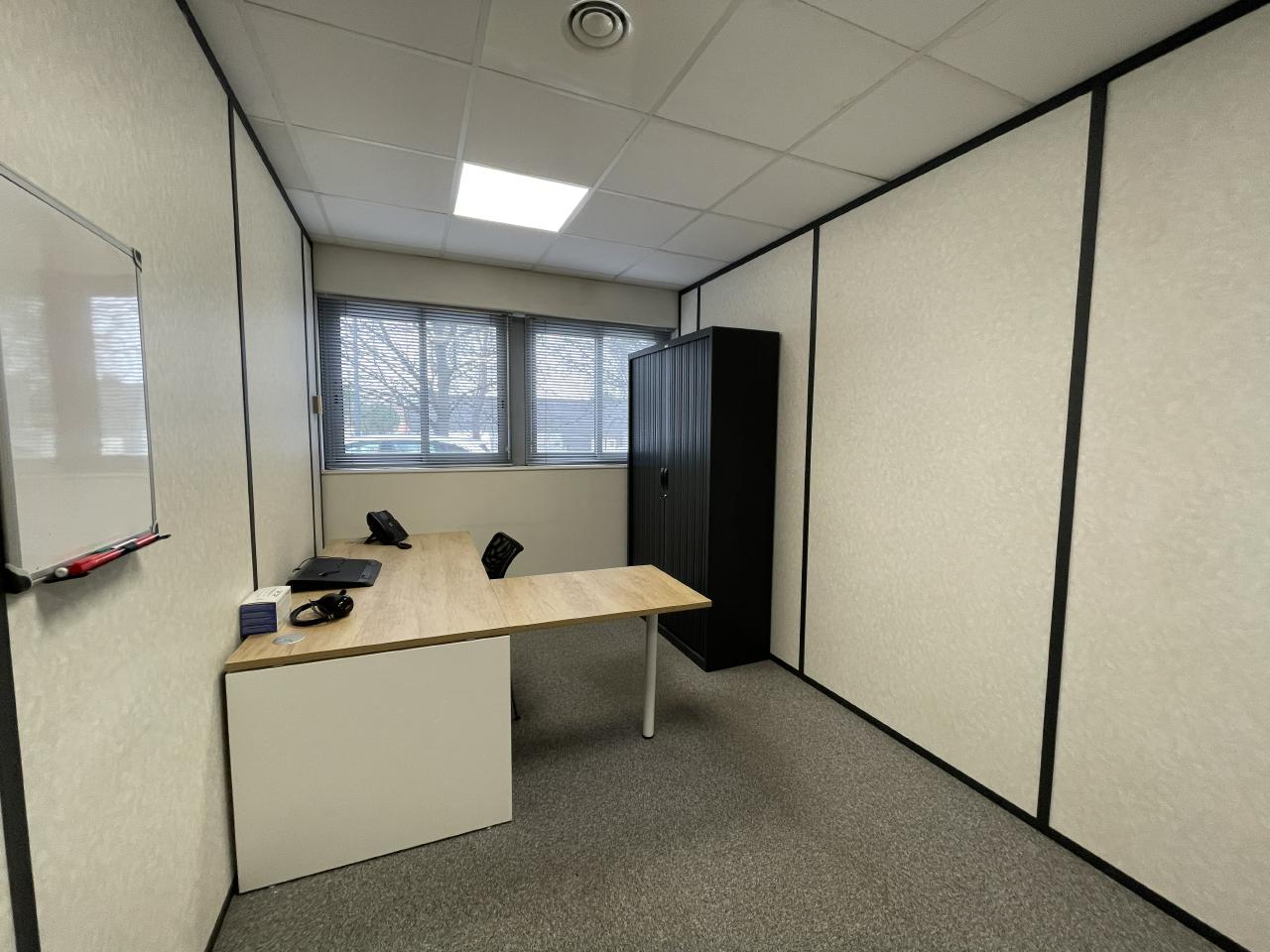 Location bureau Rousset Bouches-du-Rhône OLBUR2313381 2