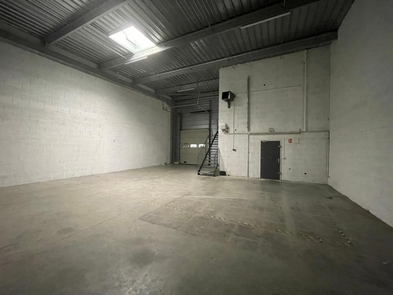 Location local d'activité Décines-Charpieu Rhône OLACT2424547 1