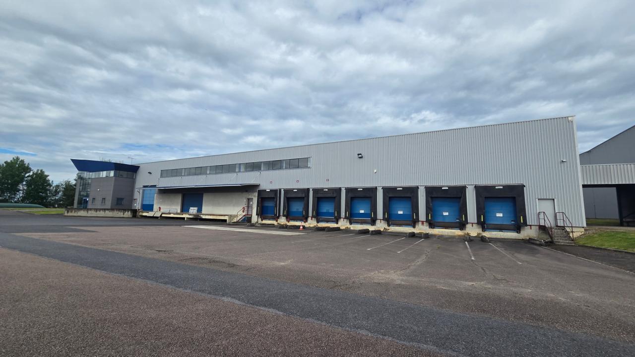 Entrepôt Rebais 4328m² Location Entrepôt Rebais Seine-et-Marne OLLOG2532535