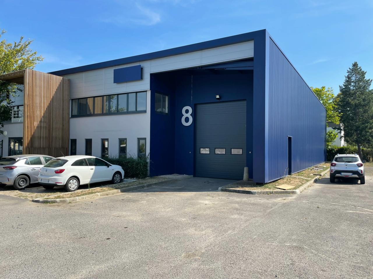 Local d'activité Saint-Ouen-l'Aumône 798m² Location Local d'activité Saint-Ouen-l'Aumône Val-d'Oise OLACT2316961