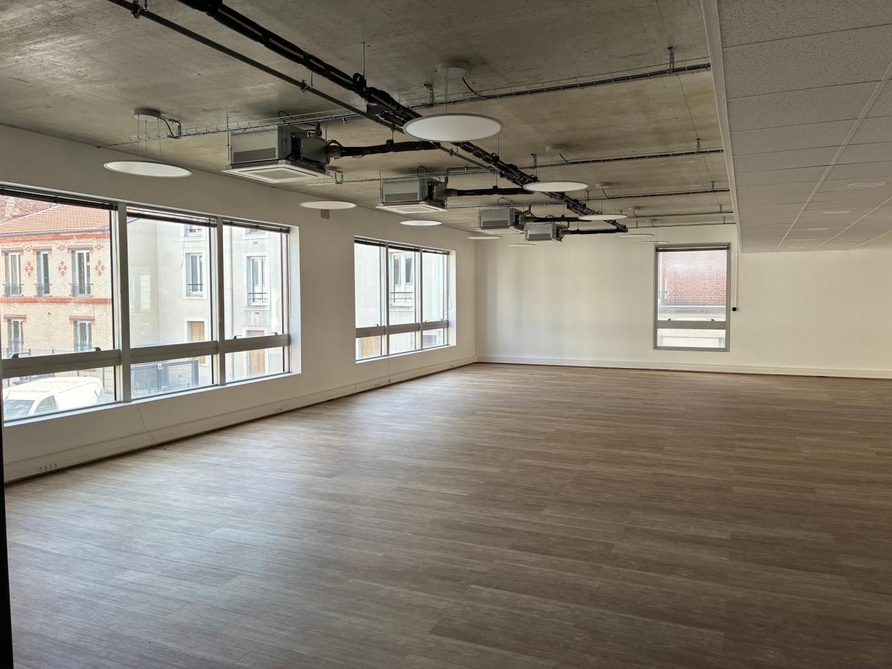 Bureau Saint-Ouen 910m² Location Bureau Saint-Ouen Seine-Saint-Denis OLBUR2107113