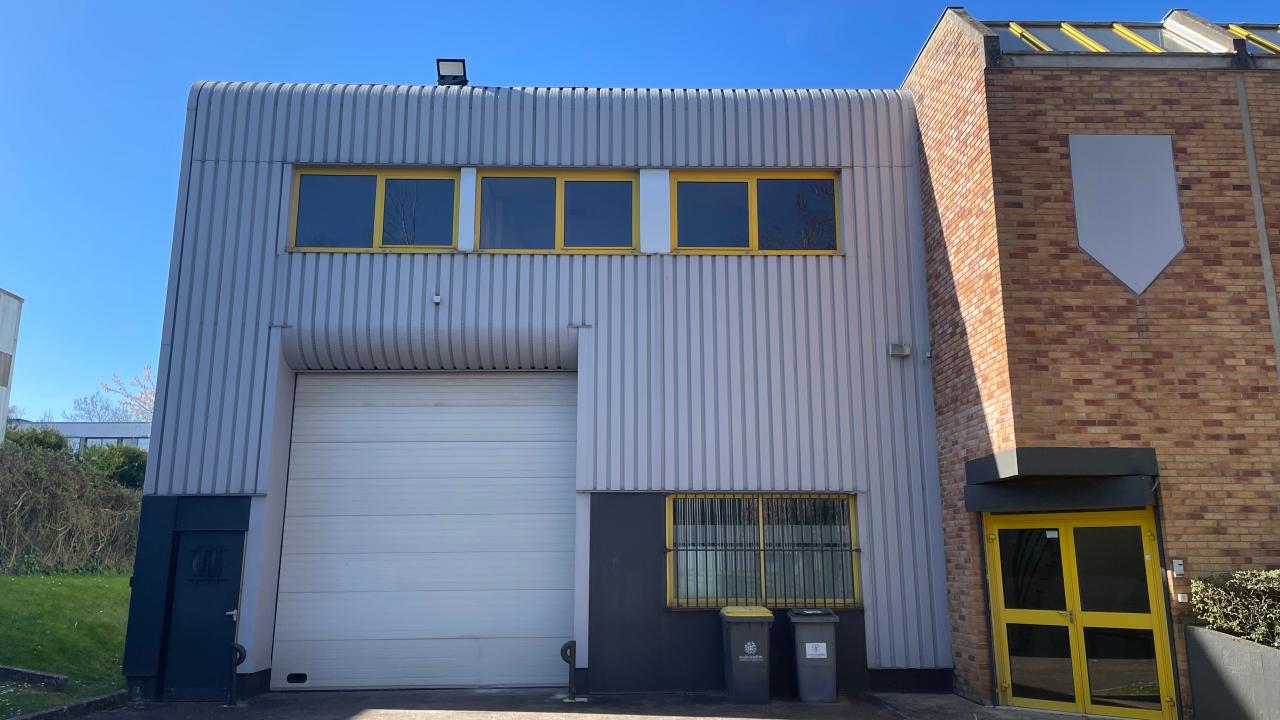 Local d'activité Buc 591m² Location Local d'activité Buc Yvelines OLACT2640151