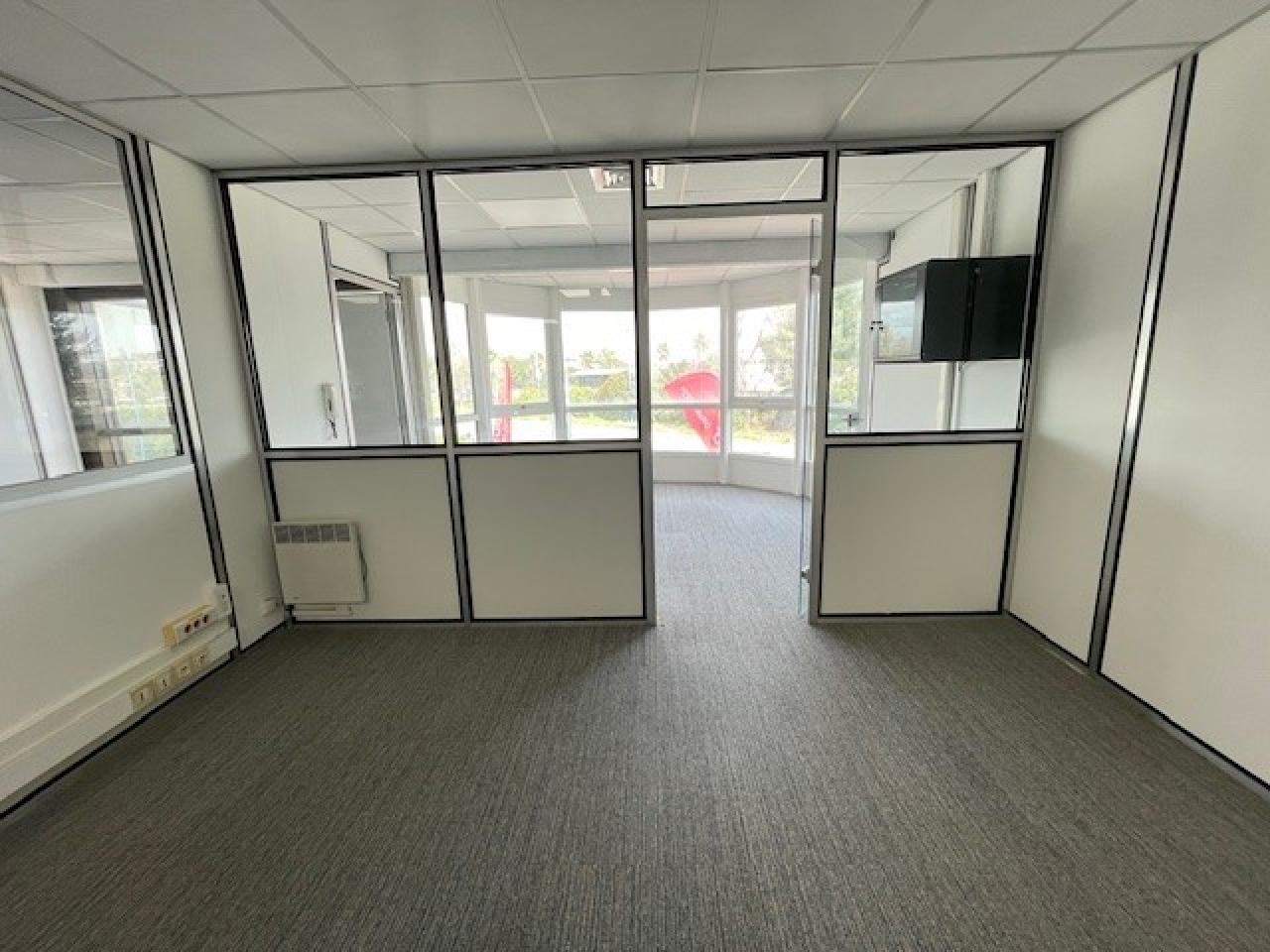 Bureau Antibes 113m² Location Bureau Antibes Alpes-Maritimes OLBUR2535508