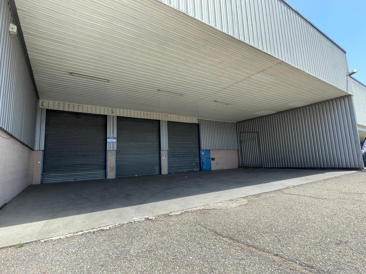 Local d'activité Saint-Étienne-du-Rouvray 4709m² Location Local d'activité Saint-Étienne-du-Rouvray Seine-Maritime OLACT2642693