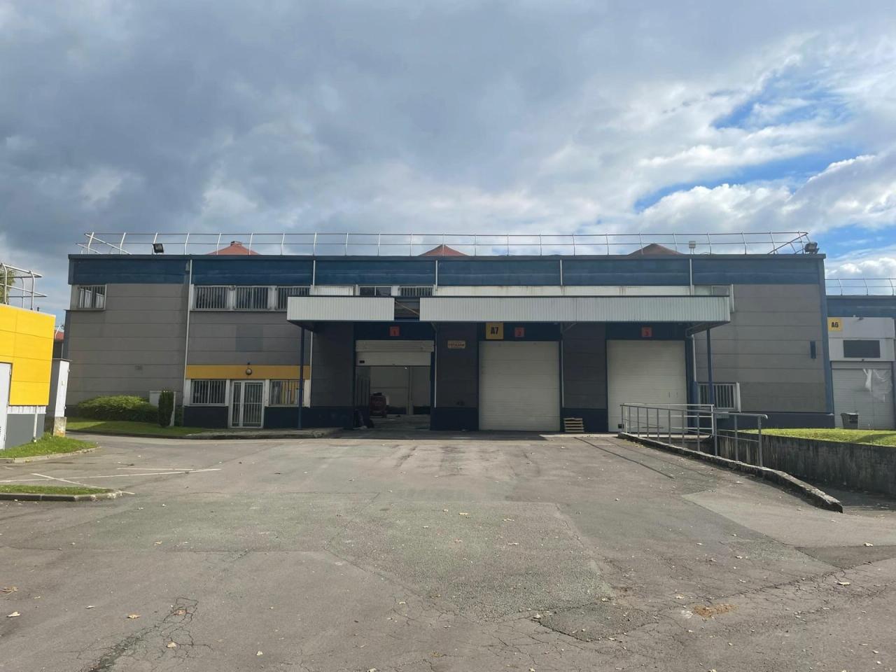Local d'activité Villeneuve-d'Ascq 4308m² Location Local d'activité Villeneuve-d'Ascq Nord OLACT2420575