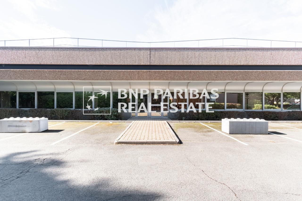 Local d'activité Trappes 1645m² Location Local d'activité Trappes OLACT2001502