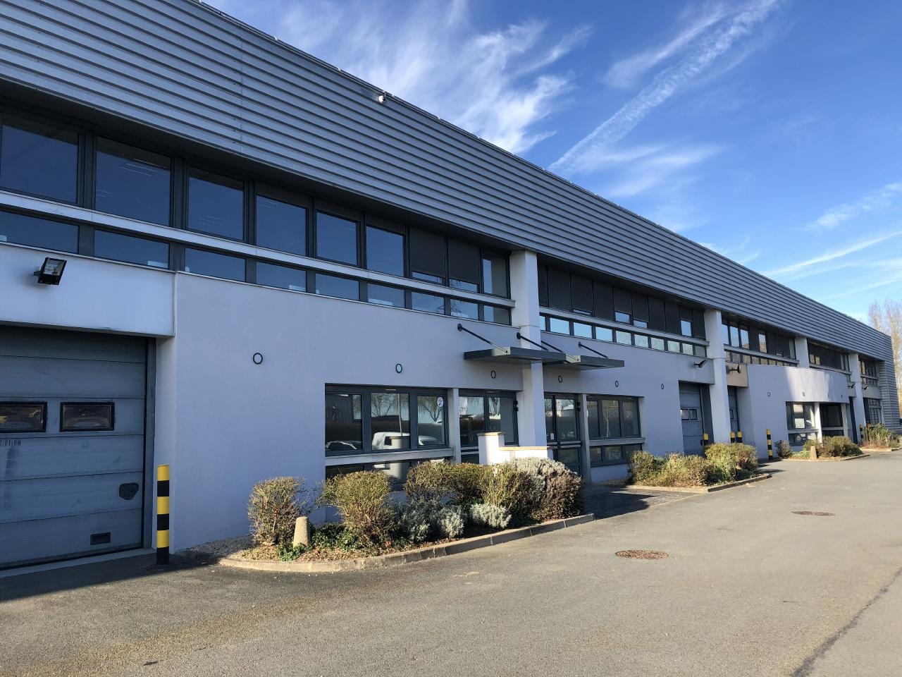 Local d'activité Trappes 527m² Location Local d'activité Trappes Yvelines OLACT2531570
